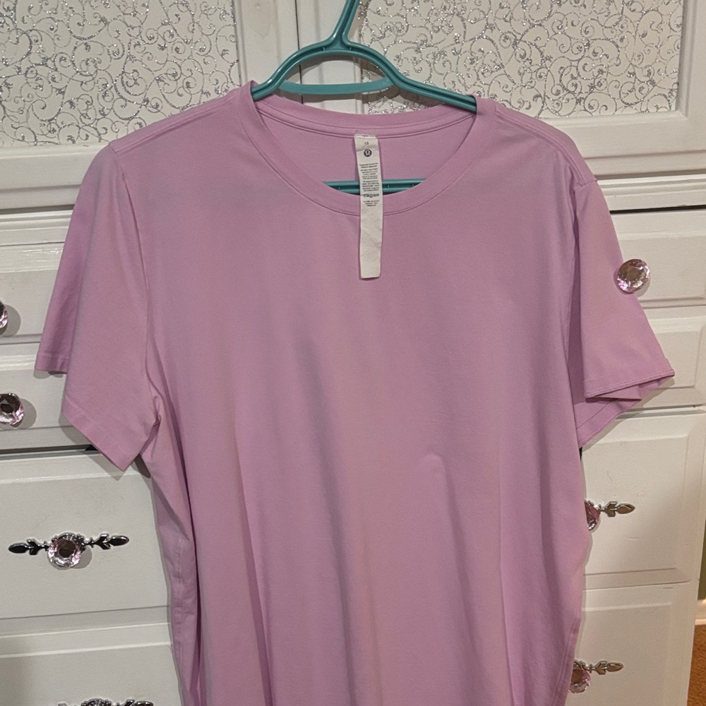 lululemon athletica Women's Short Sleeve Tee in Pink